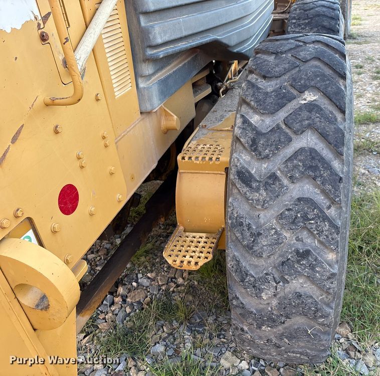 image for item IE9231 2007 Caterpillar 140H VHP Plus motor grader