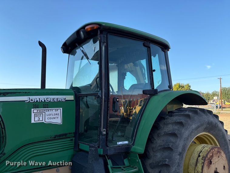 image for item IE9232 John Deere 6615 tractor