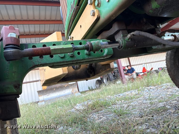 image for item IE9232 John Deere 6615 tractor