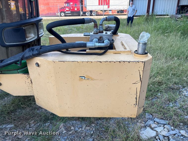 image for item IE9232 John Deere 6615 tractor