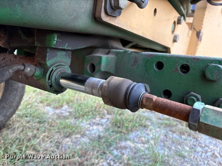 image for item IE9232 John Deere 6615 tractor