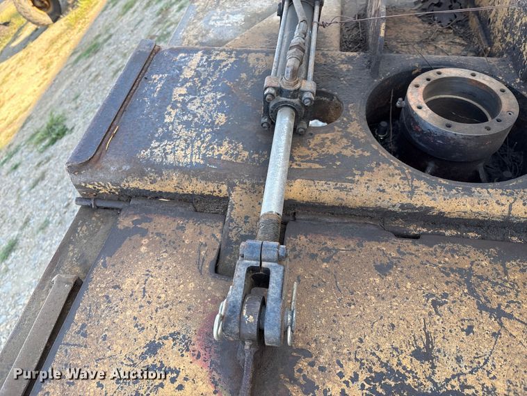 image for item IE9232 John Deere 6615 tractor