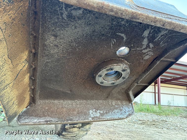 image for item IE9232 John Deere 6615 tractor