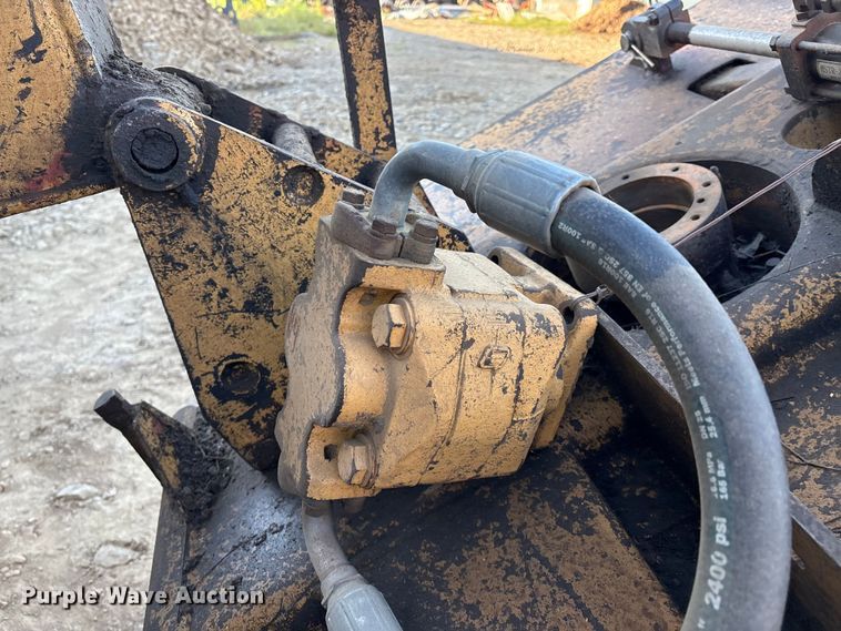 image for item IE9232 John Deere 6615 tractor