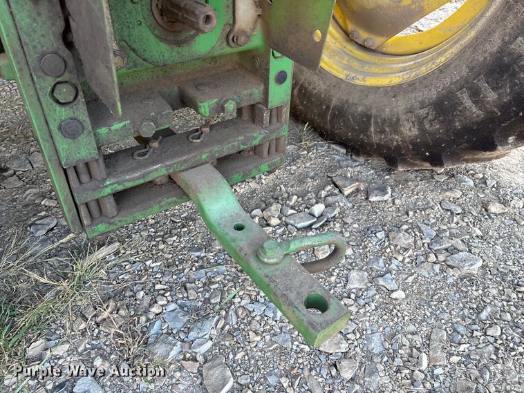 image for item IE9232 John Deere 6615 tractor