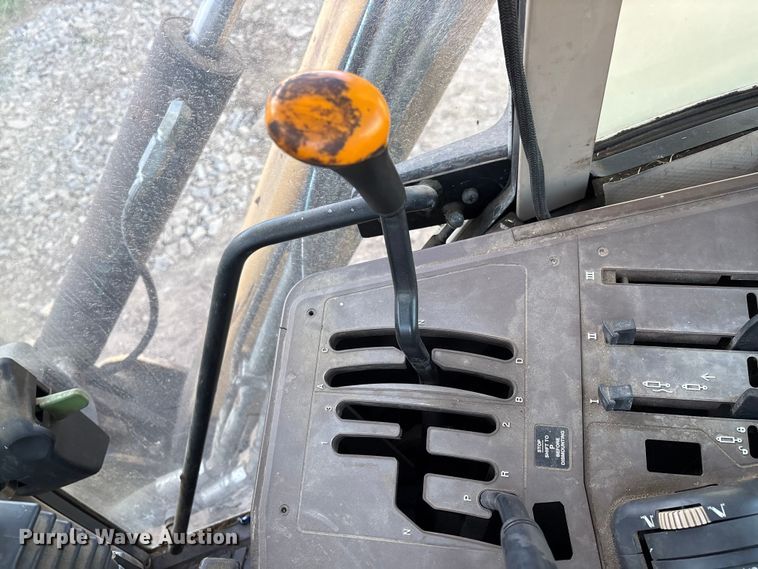 image for item IE9232 John Deere 6615 tractor