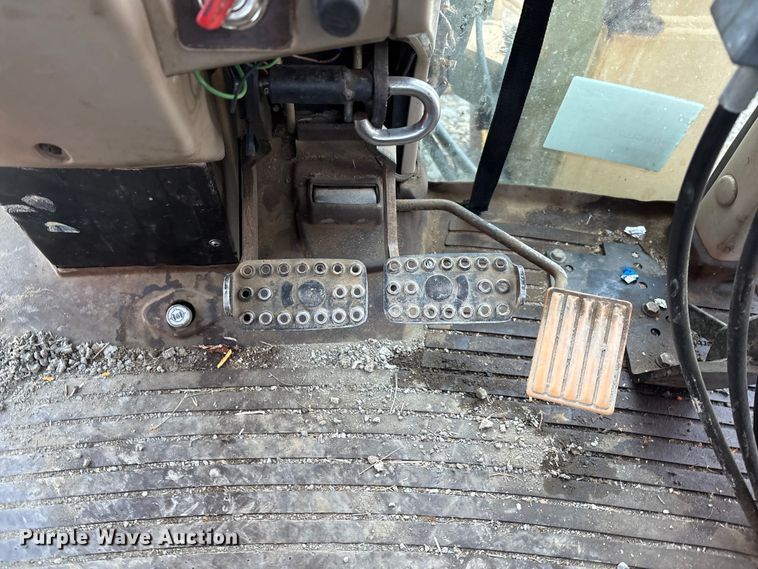 image for item IE9232 John Deere 6615 tractor