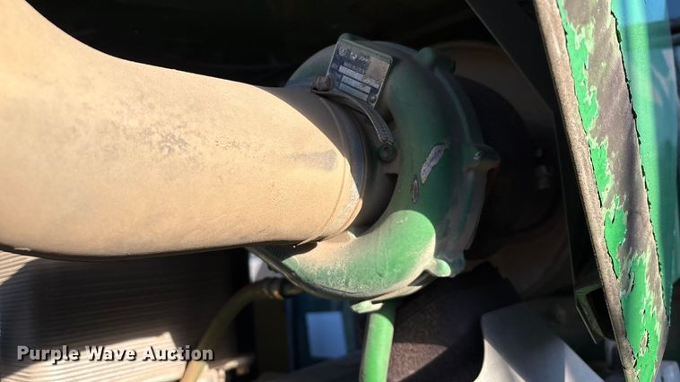 image for item IE9232 John Deere 6615 tractor