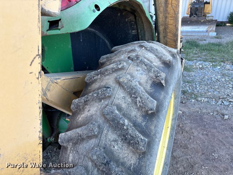 image for item IE9232 John Deere 6615 tractor