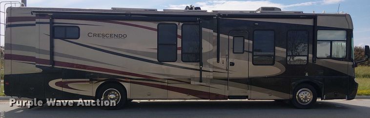 image for item DJ7827 2007 Gulf Stream 8390 Crescendo RV