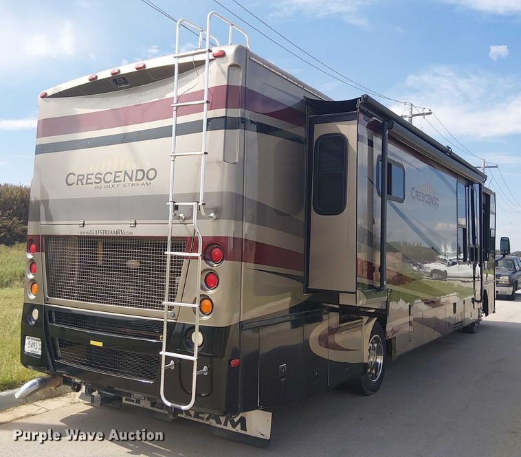 image for item DJ7827 2007 Gulf Stream 8390 Crescendo RV