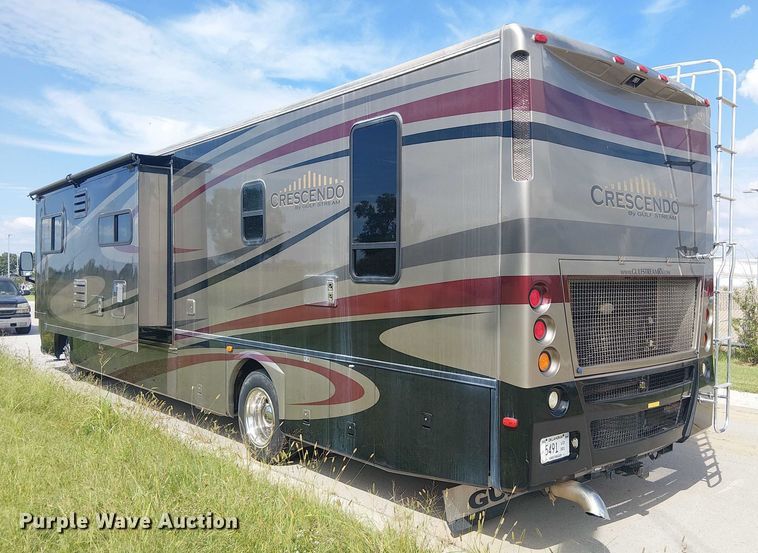 image for item DJ7827 2007 Gulf Stream 8390 Crescendo RV