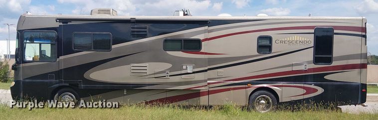 image for item DJ7827 2007 Gulf Stream 8390 Crescendo RV