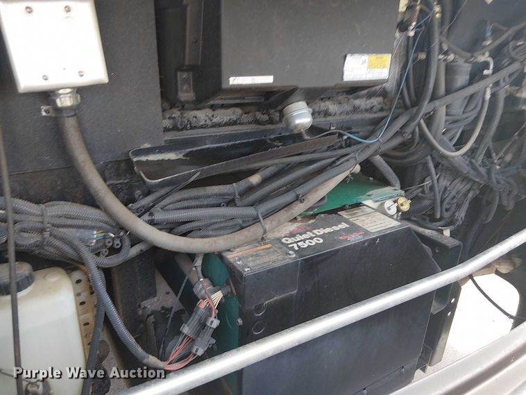 image for item DJ7827 2007 Gulf Stream 8390 Crescendo RV