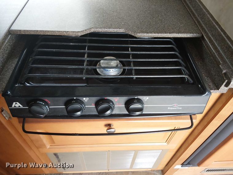 image for item DJ7827 2007 Gulf Stream 8390 Crescendo RV