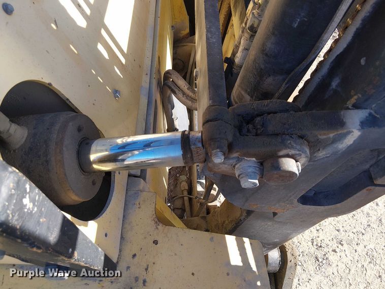 image for item DJ7830 2000 Hyster H135XL forklift