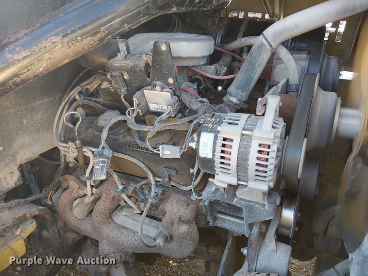 image for item DJ7830 2000 Hyster H135XL forklift