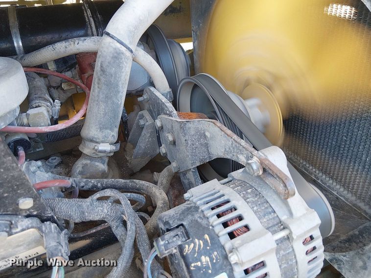 image for item DJ7830 2000 Hyster H135XL forklift