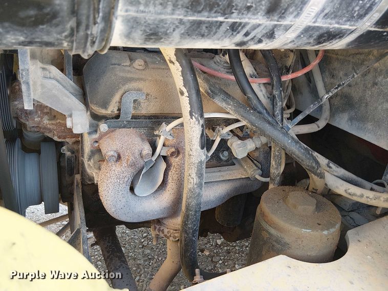 image for item DJ7830 2000 Hyster H135XL forklift