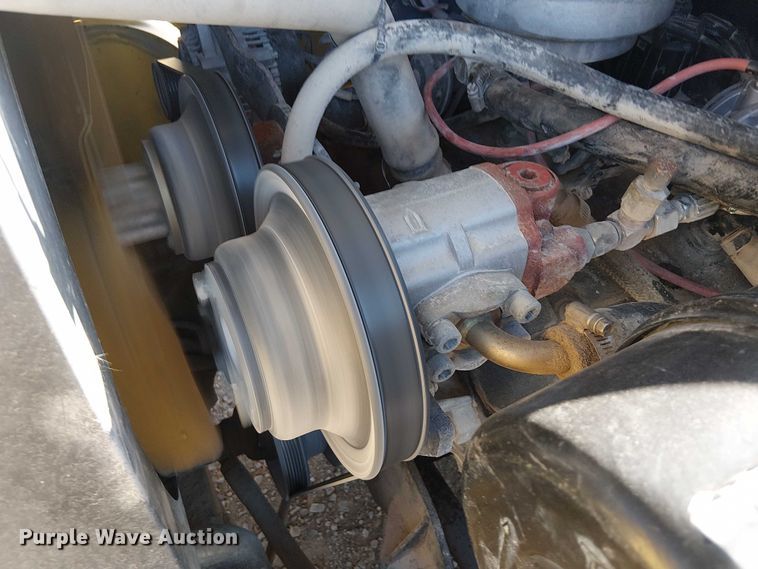 image for item DJ7830 2000 Hyster H135XL forklift