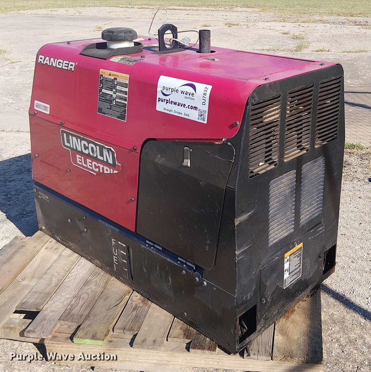 image for item DJ7832 Lincoln Electric 225 Ranger welder/generator