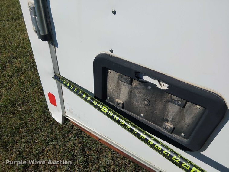 image for item DJ7833 2005 Pace American WS612SHD enclosed cargo trailer