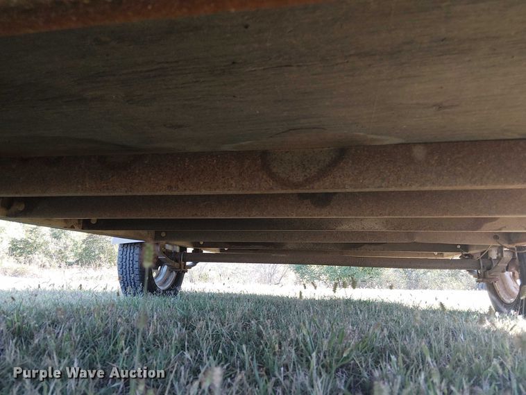 image for item DJ7833 2005 Pace American WS612SHD enclosed cargo trailer