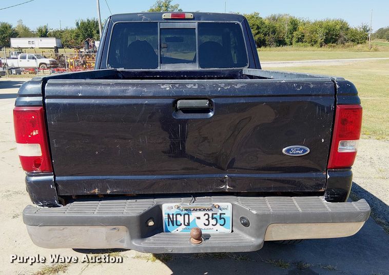 image for item DJ7835 2001 Ford Ranger pickup truck
