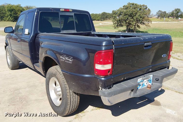 image for item DJ7835 2001 Ford Ranger pickup truck