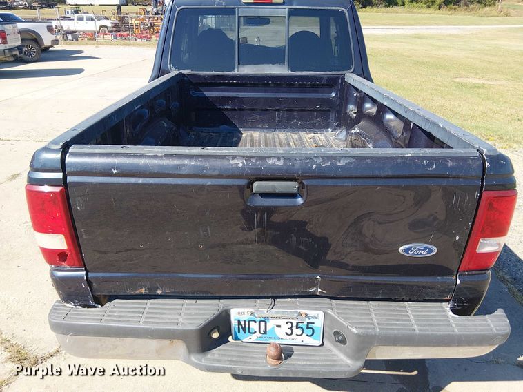 image for item DJ7835 2001 Ford Ranger pickup truck