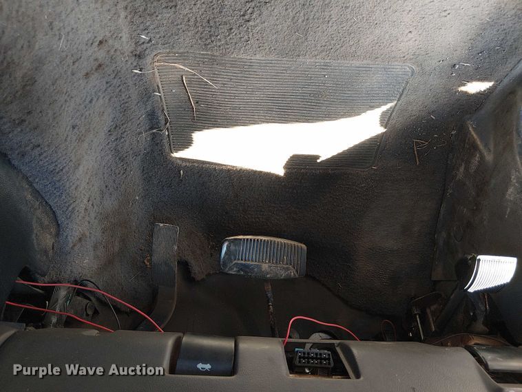 image for item DJ7835 2001 Ford Ranger pickup truck