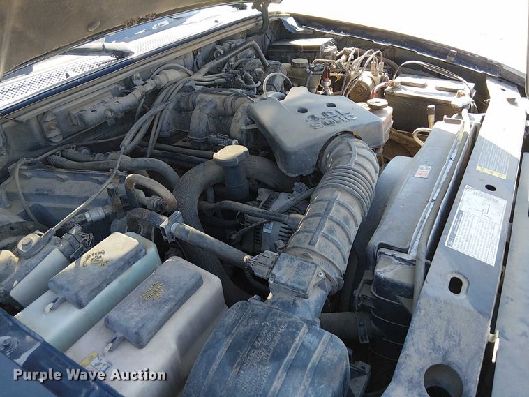 image for item DJ7835 2001 Ford Ranger pickup truck