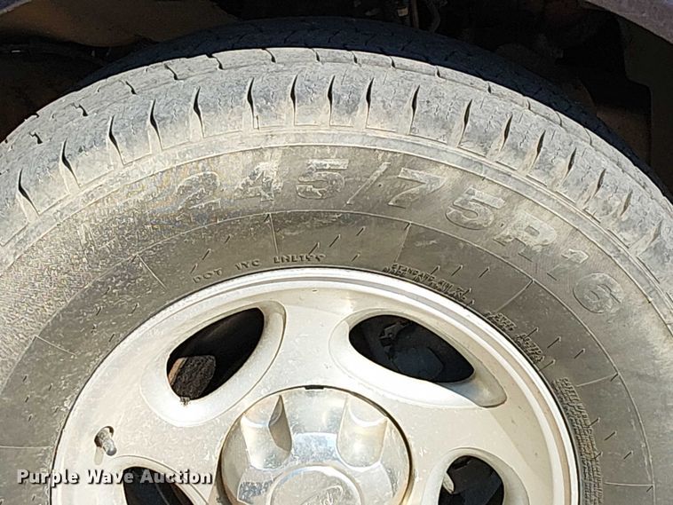 image for item DJ7835 2001 Ford Ranger pickup truck