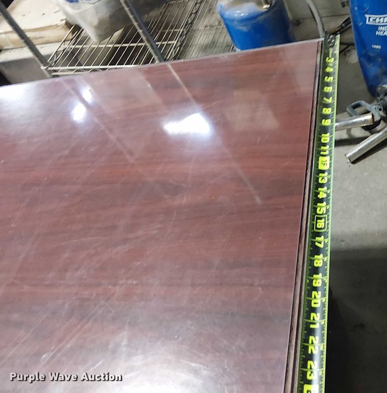 image for item DJ7843 (2) desks