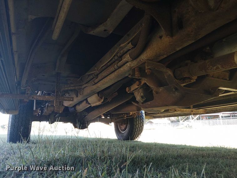 image for item DJ7850 1989 Chevrolet Suburban SUV