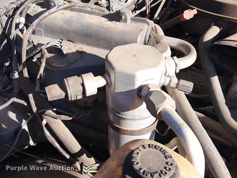 image for item DJ7850 1989 Chevrolet Suburban SUV