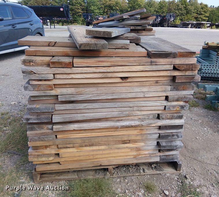 image for item DJ7855 Pallet racking