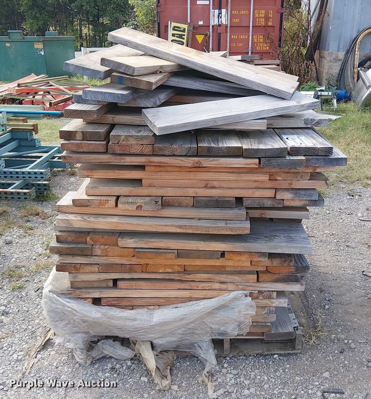 image for item DJ7855 Pallet racking