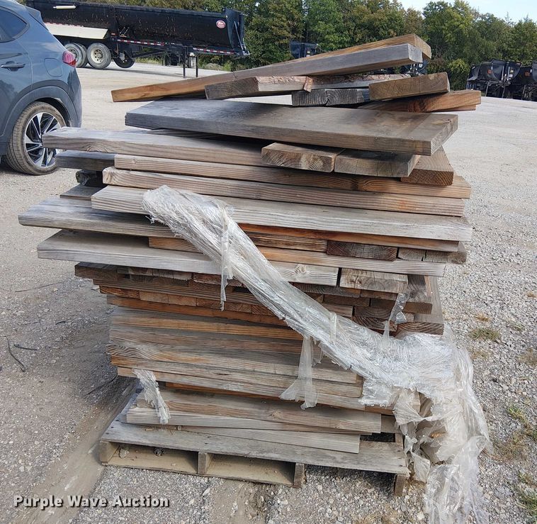 image for item DJ7855 Pallet racking