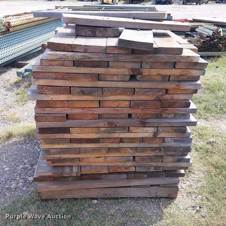 image for item DJ7855 Pallet racking