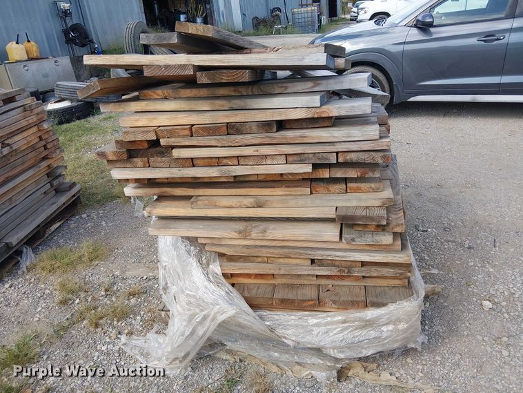 image for item DJ7855 Pallet racking