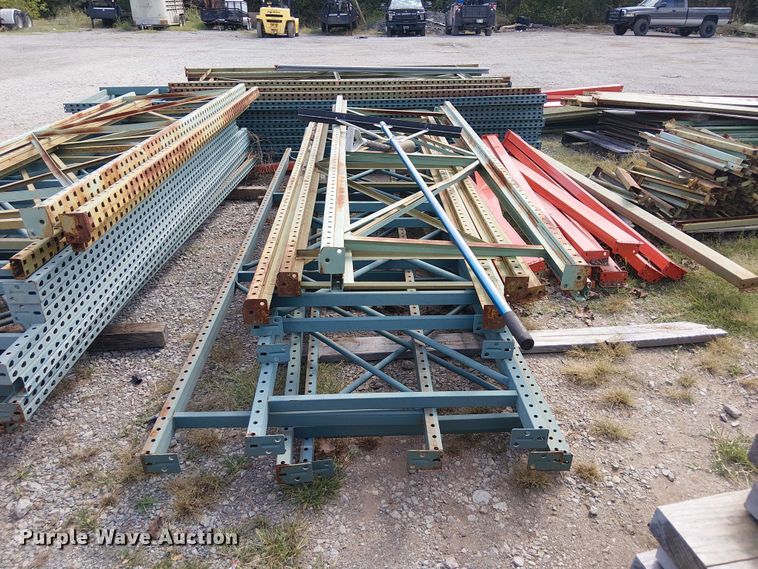 image for item DJ7855 Pallet racking