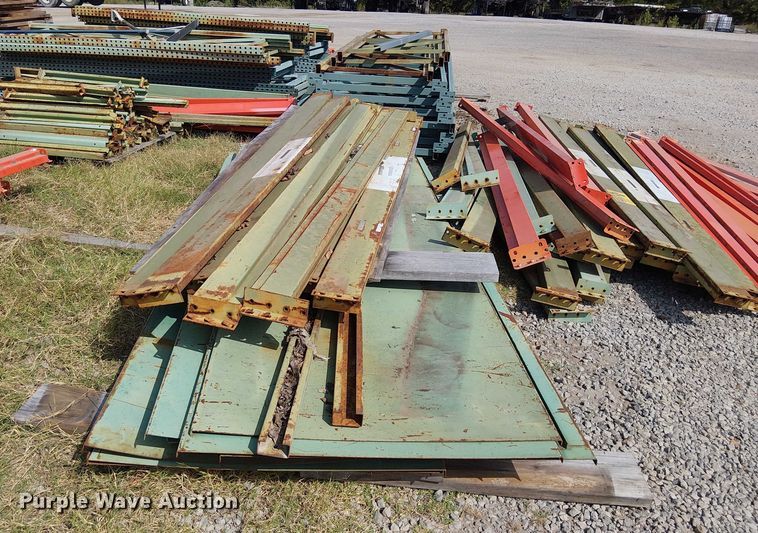 image for item DJ7855 Pallet racking