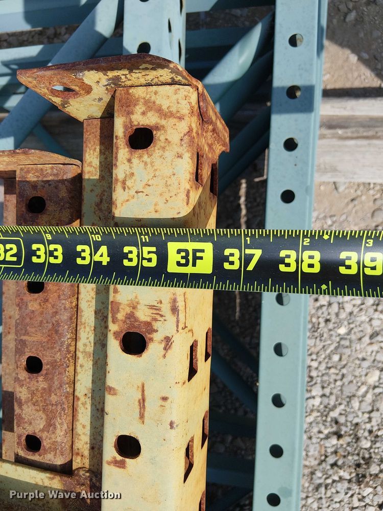 image for item DJ7855 Pallet racking