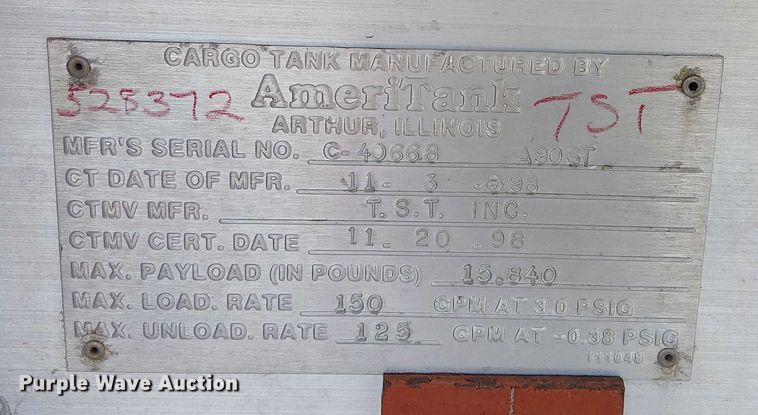 image for item DJ7856 2000 GMC C7500 fuel truck