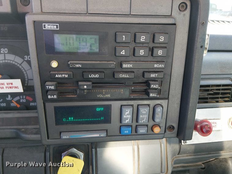 image for item DJ7856 2000 GMC C7500 fuel truck