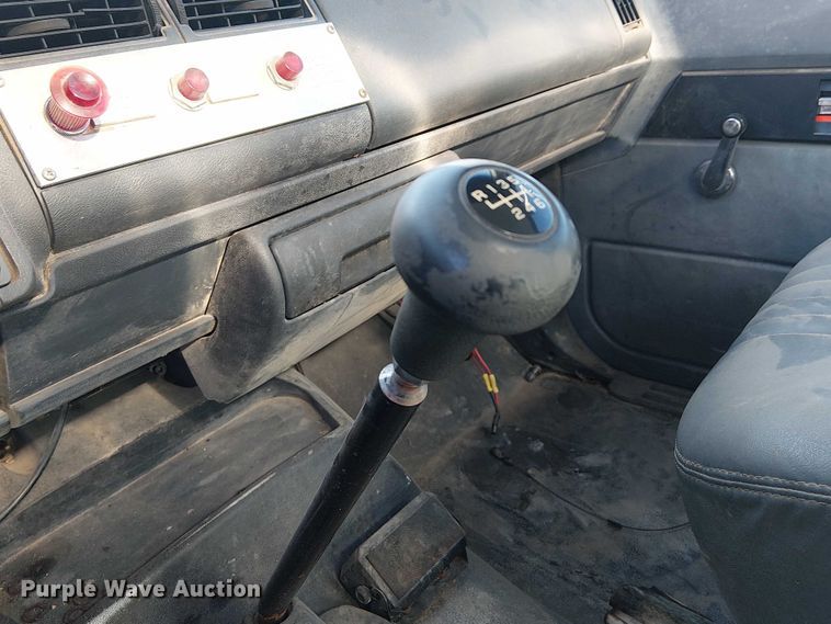 image for item DJ7856 2000 GMC C7500 fuel truck