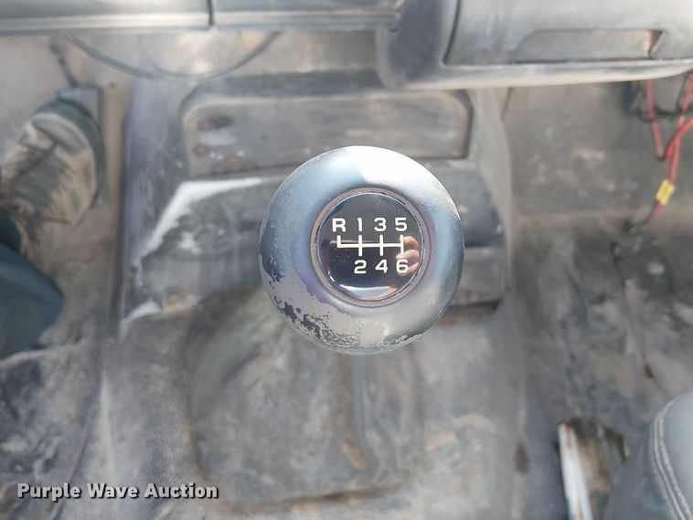 image for item DJ7856 2000 GMC C7500 fuel truck