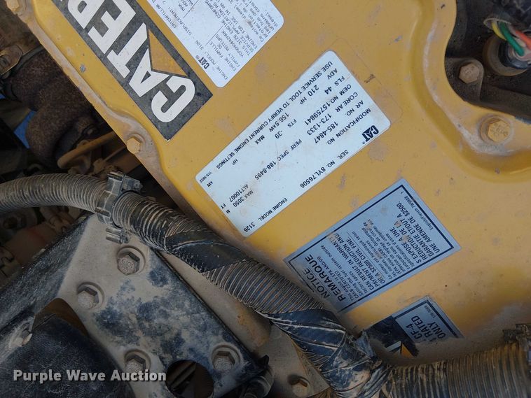 image for item DJ7856 2000 GMC C7500 fuel truck