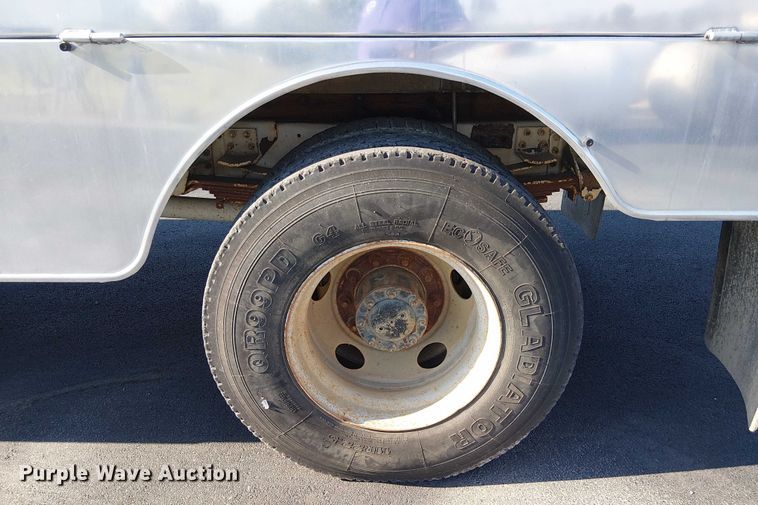 image for item DJ7856 2000 GMC C7500 fuel truck